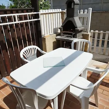 Pavillon Les Pieds Dans L'eau Tatil Evi